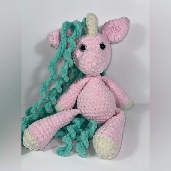 Unicorn crochet snuggler pink - Picture 1 of 7
